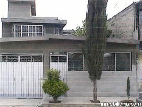  pesos mexicanos | Casa en Chimalhuacan en Renta, Col. Cd. Alegre, 220  m2, 3 recámaras, 2 baños