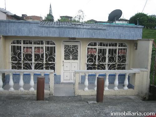  pesos colombianos | Casa en Montenegro en Venta, Barrio Uribe  Montenegro, 106 m2, 4 alcobas, 1 baño