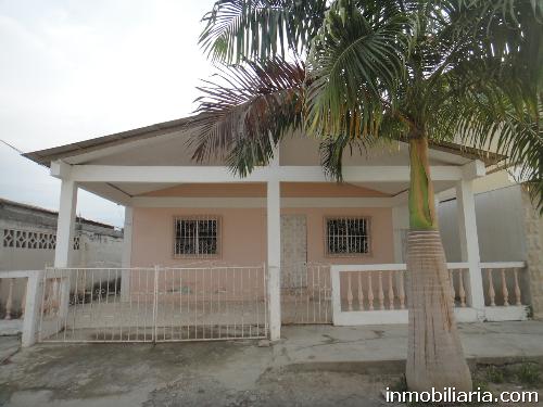  dólares | Casa en Santa Elena en Venta, Ballenita, 85 m2, 3  dormitorios, 2 baños