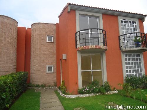  pesos mexicanos | Casa en Condominio en Calimaya en Renta, Hacienda las  Fuentes, 85 m2, 3 recámaras, 2 baños
