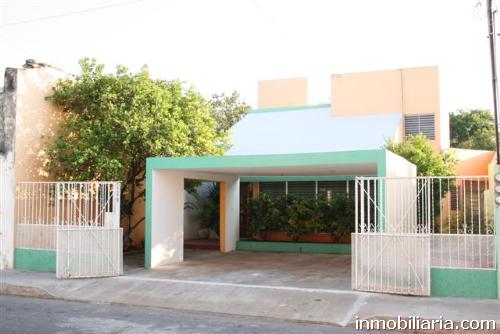  pesos mexicanos | Casa en Merida en Renta, 51 526 Centro, Merida,  Yucatan, Mexico, 400 m2, 4 recámaras, 2 baños