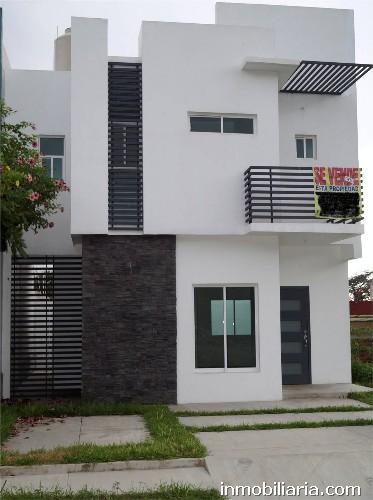  pesos mexicanos | Casa en Tapachula en Venta, Calle Calabria Mza  2 Lte 13 Fracc. Real Izapa, 140 m2, 3 recámaras, 3 baños