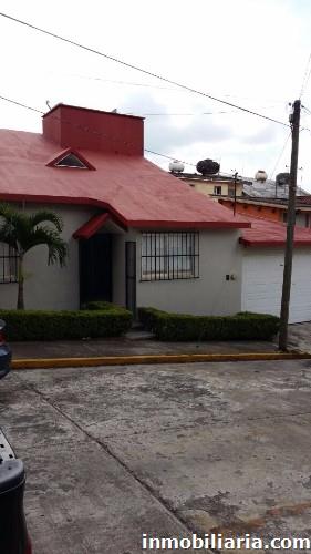  pesos mexicanos | Casa en Cordoba en Renta, Avenida 21 Calle 40-a # 2  Fraccionamiento Nuevo Córdoba, Córdoba, Ver., 175 m2, 3 recámaras, 2 baños