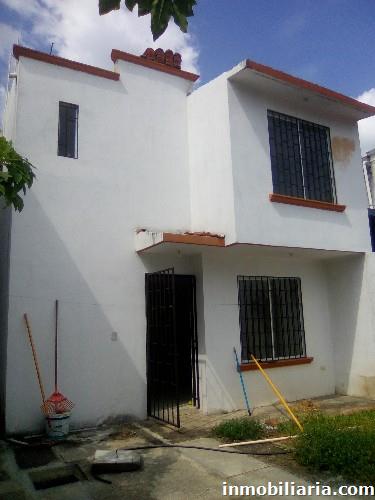  pesos mexicanos | Casa en Tapachula en Venta, Fracc. Las Flores,  190 m2, 3 recámaras, 2 baños