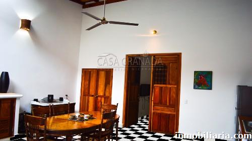  dólares | Casa en Granada Capital en Venta, Granada, Nicaragua, 130  m2, 2 recámaras, 2 baños