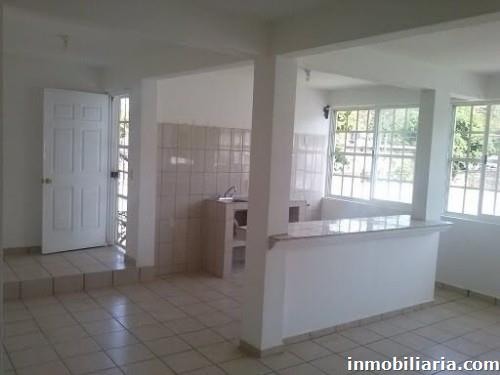  pesos mexicanos | Casa en Lazaro Cardenas en Renta, Col Vista  Industrial, 1000 m2, 2 recámaras, 1 baño