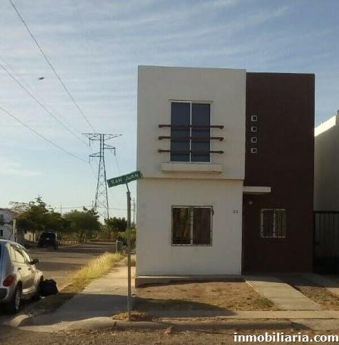  pesos mexicanos | Casa en Navojoa en Renta, Bulevar Centenario 31384,  Fracc Camino Real, 108 m2, 3 recámaras, 2 baños